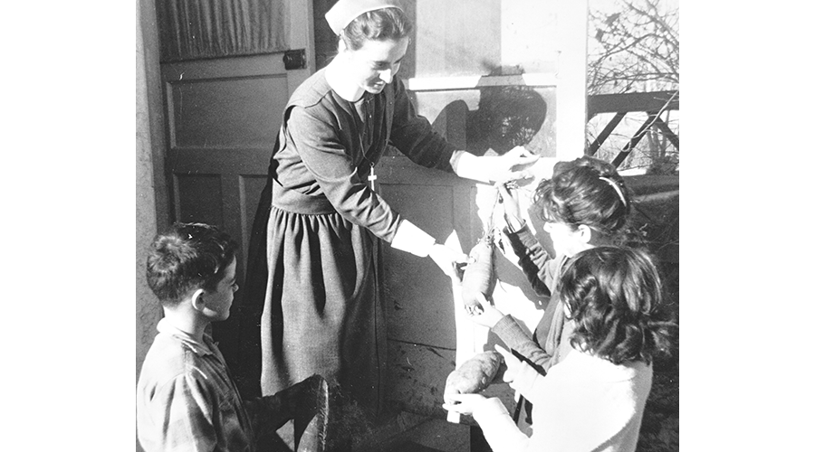 Sister Marilyn Gillespie and children